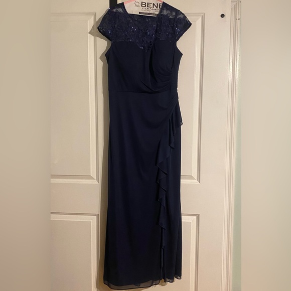 Alex Evenings Navy Mother of the Bride Dress - Picture 4 of 6